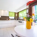 וילה Zeebries By Interhome