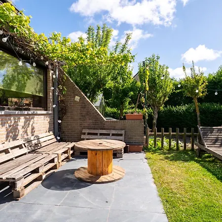 빌라 Zeebries By Interhome *