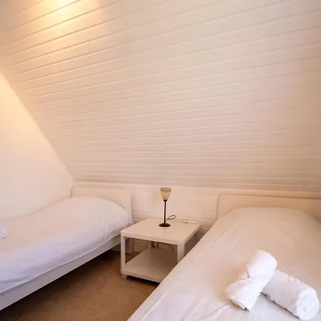 Zeebries By Interhome * 브레데네