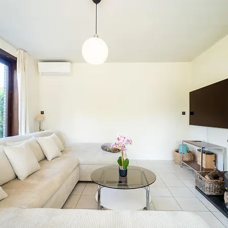 Zeebries By Interhome