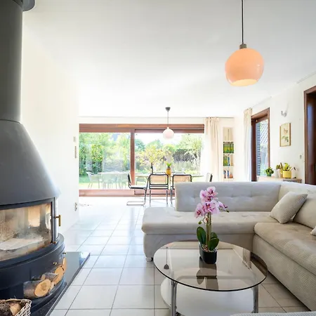 빌라 Zeebries By Interhome *